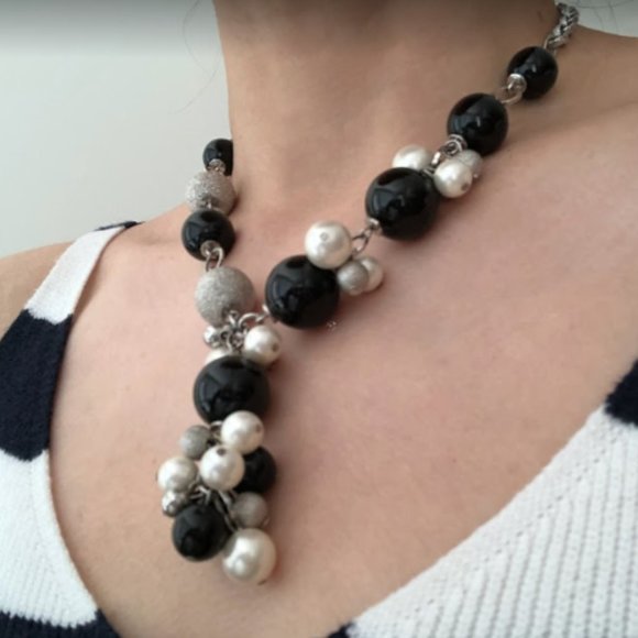 Black, White, and Grey Triple-Color Bead Necklace! - Picture 1 of 3